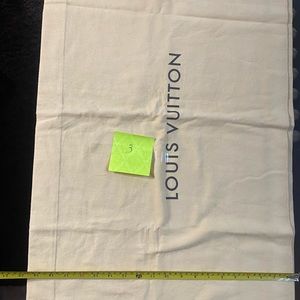 Louis Vuitton dust bags fold over excellent